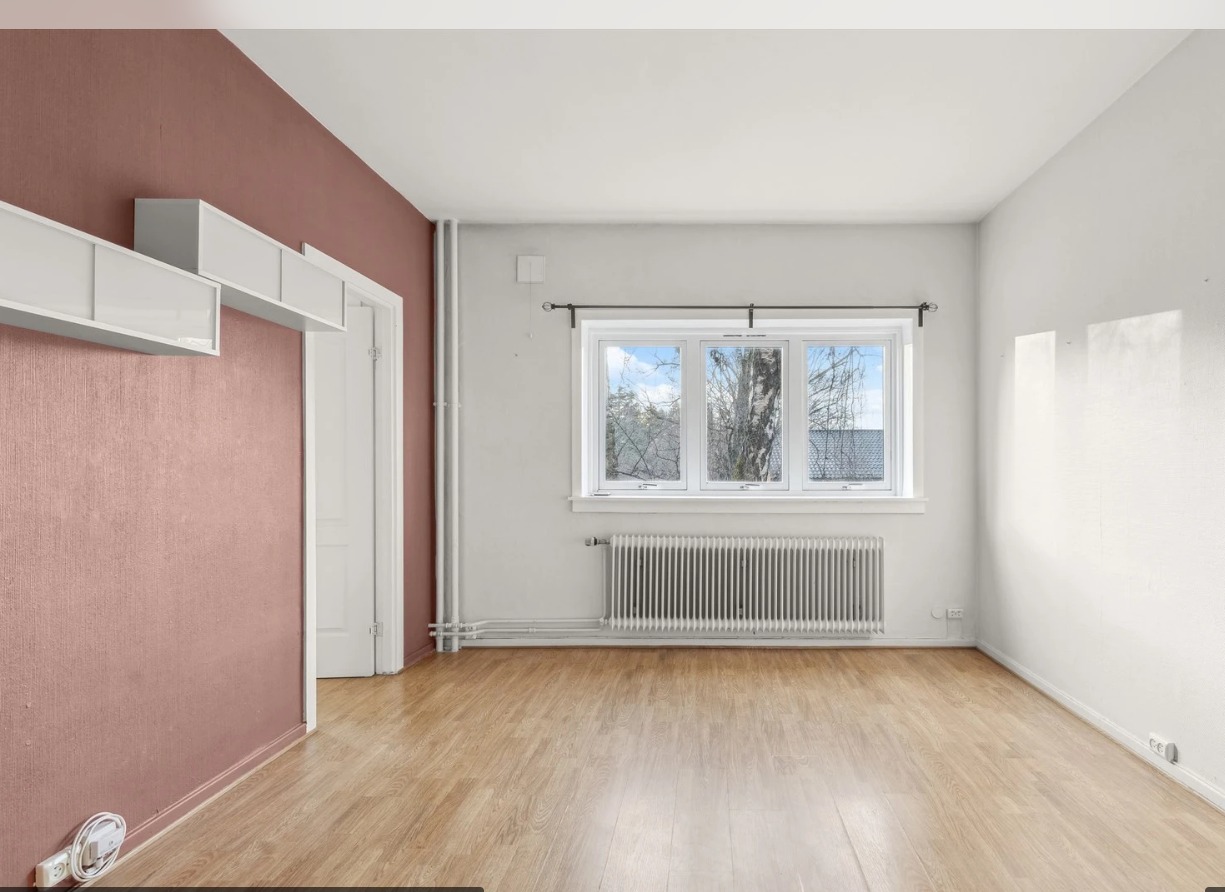 Stor og romslig stue 